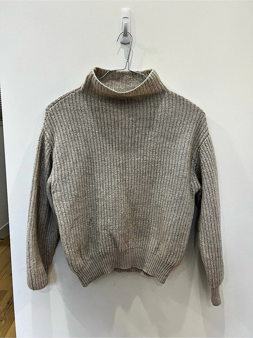Wilfred Merino Wool Cowl Neck Sweater Size Medium